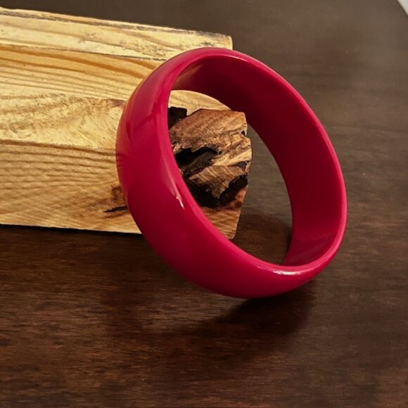 Jewelry - Chunky Bangle Bracelet Plastic Pink